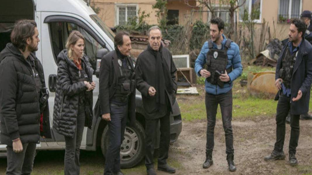 Efsane başlıyor! Arka Sokaklar dizisi yeni oyuncularıyla o tarihte ekranlarda 2